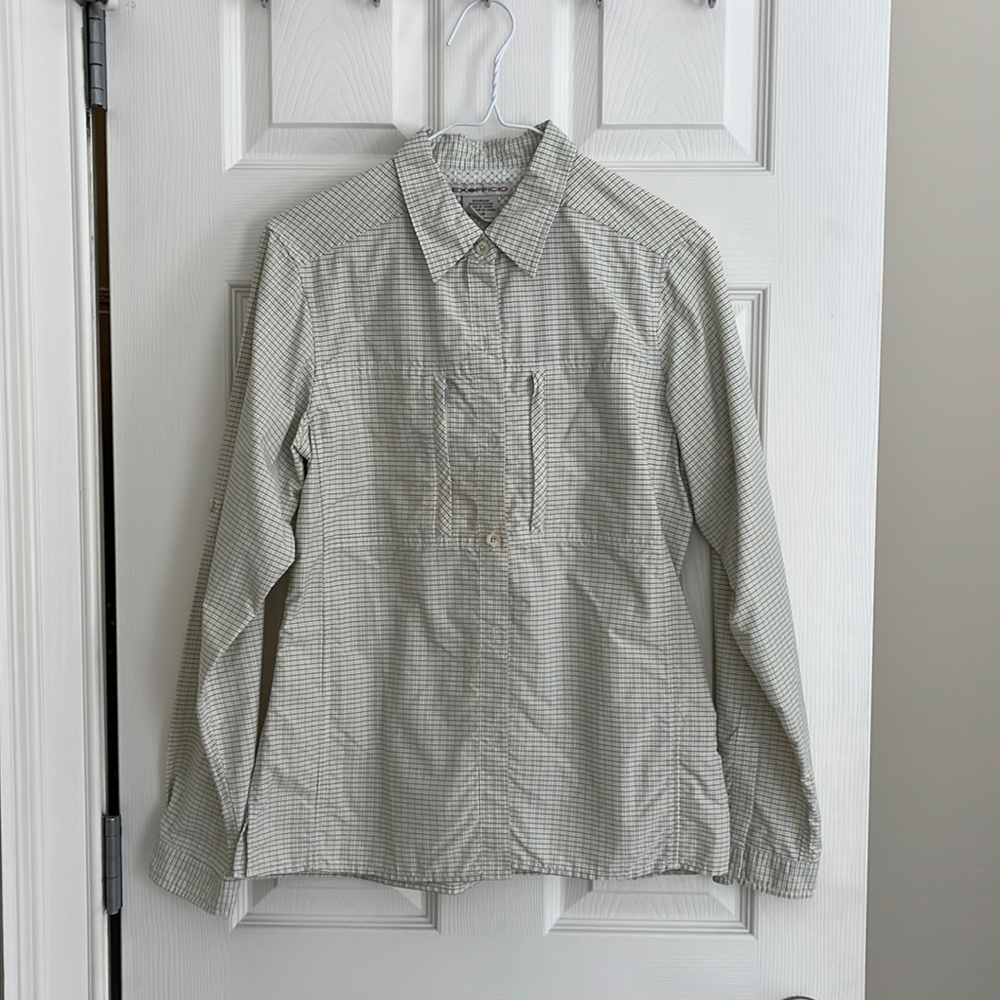 Exofficio long sleeved green plaid button down. Small. EUC